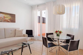 Отель Apartamentos Metrópolis  Севилья